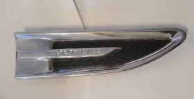 AG13-16178-BB FORD Right Passenger Emblem Fender Taurus