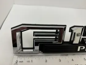 FL3Z-16720-G FORD Platinum Right Left Fender Nameplate Emblem #3 FL3Z-16720-G FORD Platinum Right Left Fender Nameplate Emblem #3