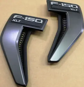 ML34-16B114 FORD Front Fender Emblem Badges F150 Xlt ML34-16B114 FORD Front Fender Emblem Badges F150 Xlt