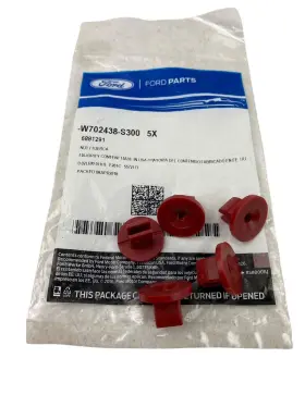 W702438-S300 FORD Center Shield Retainer Nuts Focus Escape W702438-S300 FORD Center Shield Retainer Nuts Focus Escape