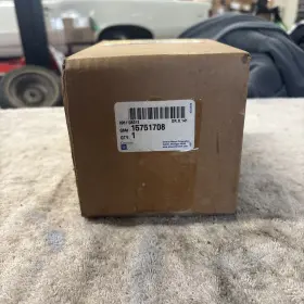 15751708 GM Nos Front Fender Upper Bracket Jp Escalade Tahoe 15751708 GM Nos Front Fender Upper Bracket Jp Escalade Tahoe