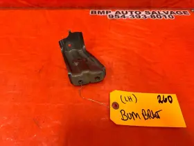 60262-SNA-A00ZZ HONDA Fender Mounting Bracket Brace Driver
