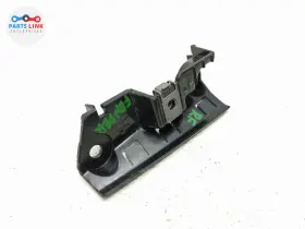 L8B2-17A869-A LAND ROVER Front Right Fender Bracket Mount 110 #3 L8B2-17A869-A LAND ROVER Front Right Fender Bracket Mount 110 #3