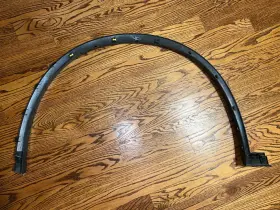 76852-5-0A NISSAN Front Right Fender Wheel Flare Molding #2