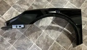99150303183G2X PORSCHE Left Carbon Fender
