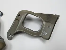 1086016-00-D TESLA Right Left Upper Fender Bracket Set #3