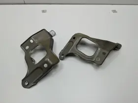 1086016-00-D TESLA Right Left Upper Fender Bracket Set