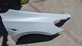 1097253E TESLA Passenger Fender 1097253E TESLA Passenger Fender