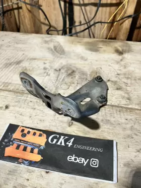 1K5821136 VOLKSWAGEN Right Front Fender Bracket Mount Gti Vw 1K5821136 VOLKSWAGEN Right Front Fender Bracket Mount Gti Vw