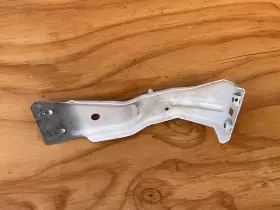 5C6821137 VOLKSWAGEN Driver Fender Bracket Jetta #3 5C6821137 VOLKSWAGEN Driver Fender Bracket Jetta #3